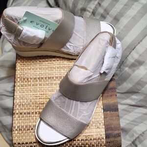 Women's Cream Sandals